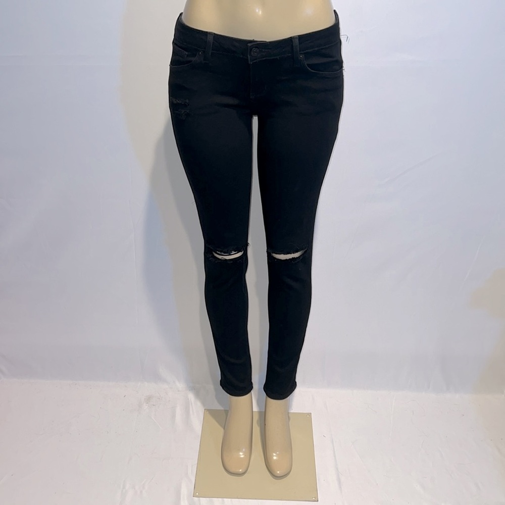 JUST U.S.A. Black Distressed Skinny Jeans!